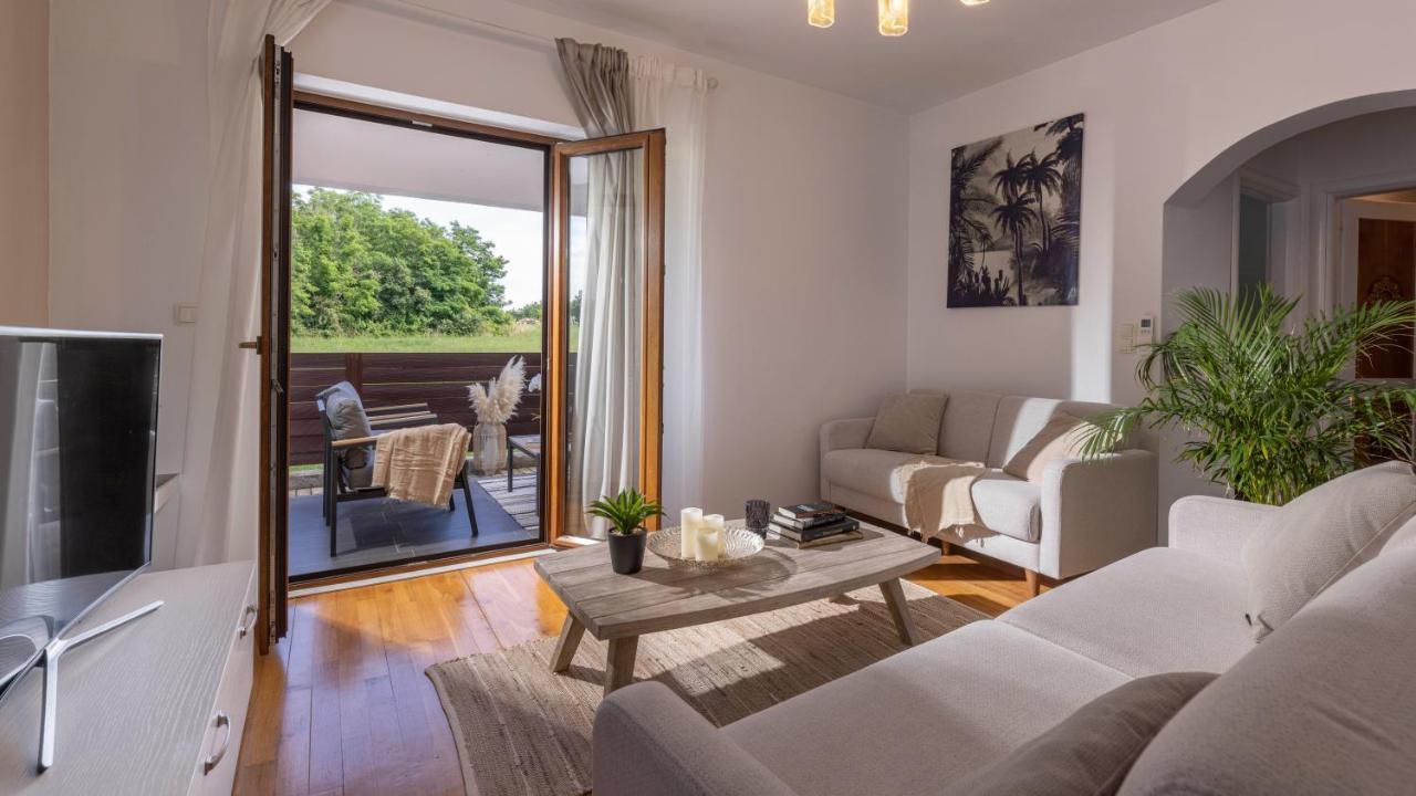 Val Piana Villa Savudrija Luaran gambar